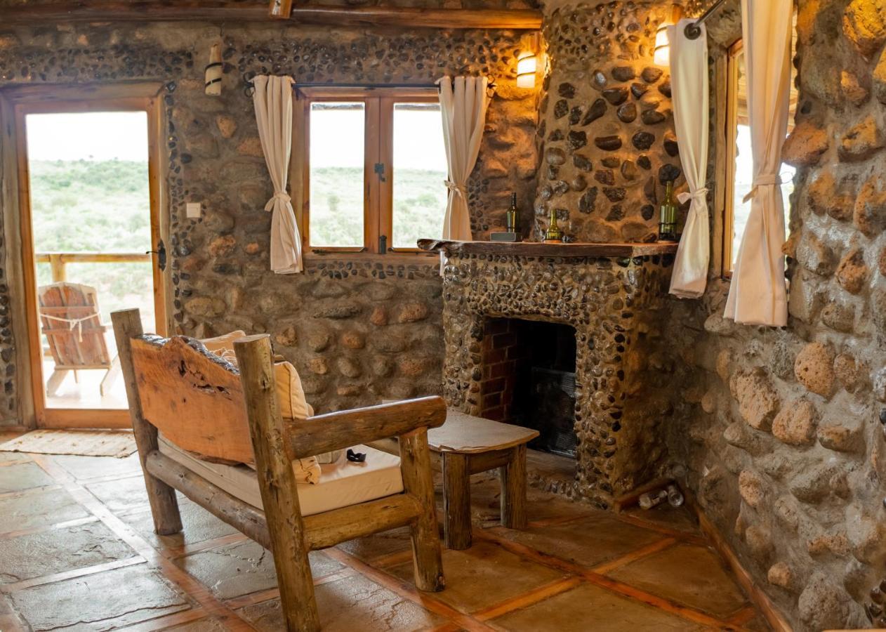 Honeymoon Hut Apartment Naivasha Exterior photo